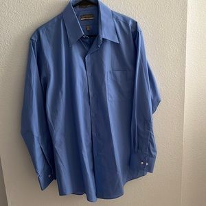 Mens dress shirt Van-Heusen fitted wrinkle free size 16-32/33-large blue